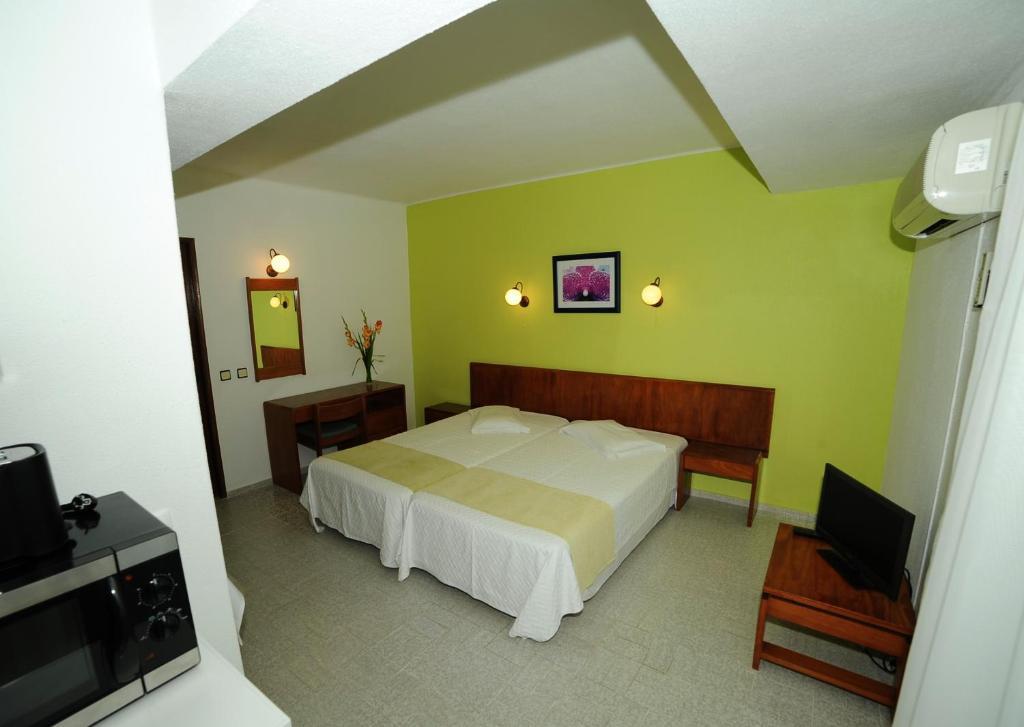 Edificio Novo Rosamar Al Hotel Silves Bilik gambar
